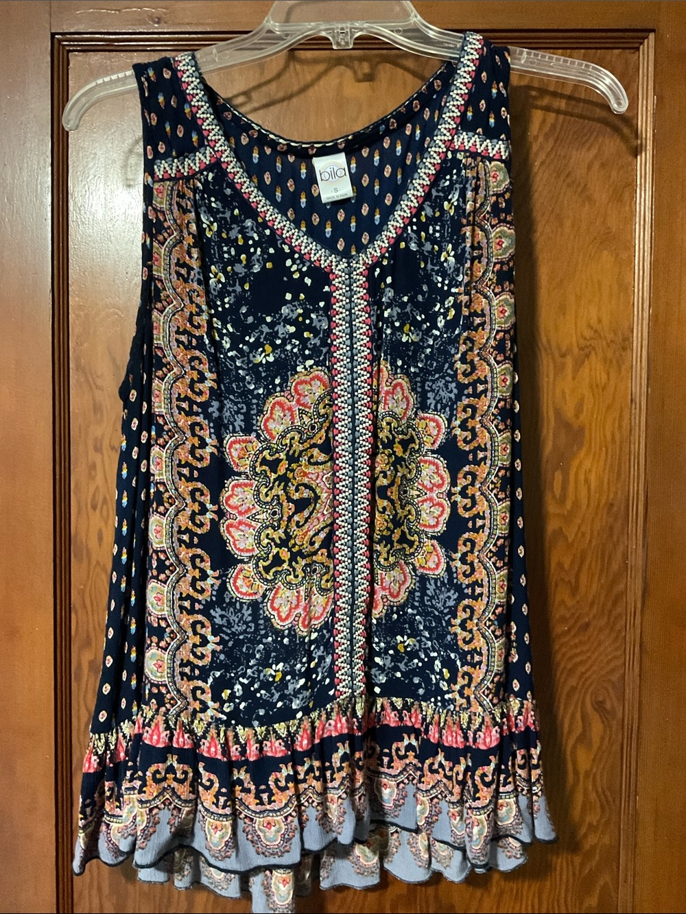 Bila Boho Top Sleeveless Flowey Embroidered Floral Paisley Size Small